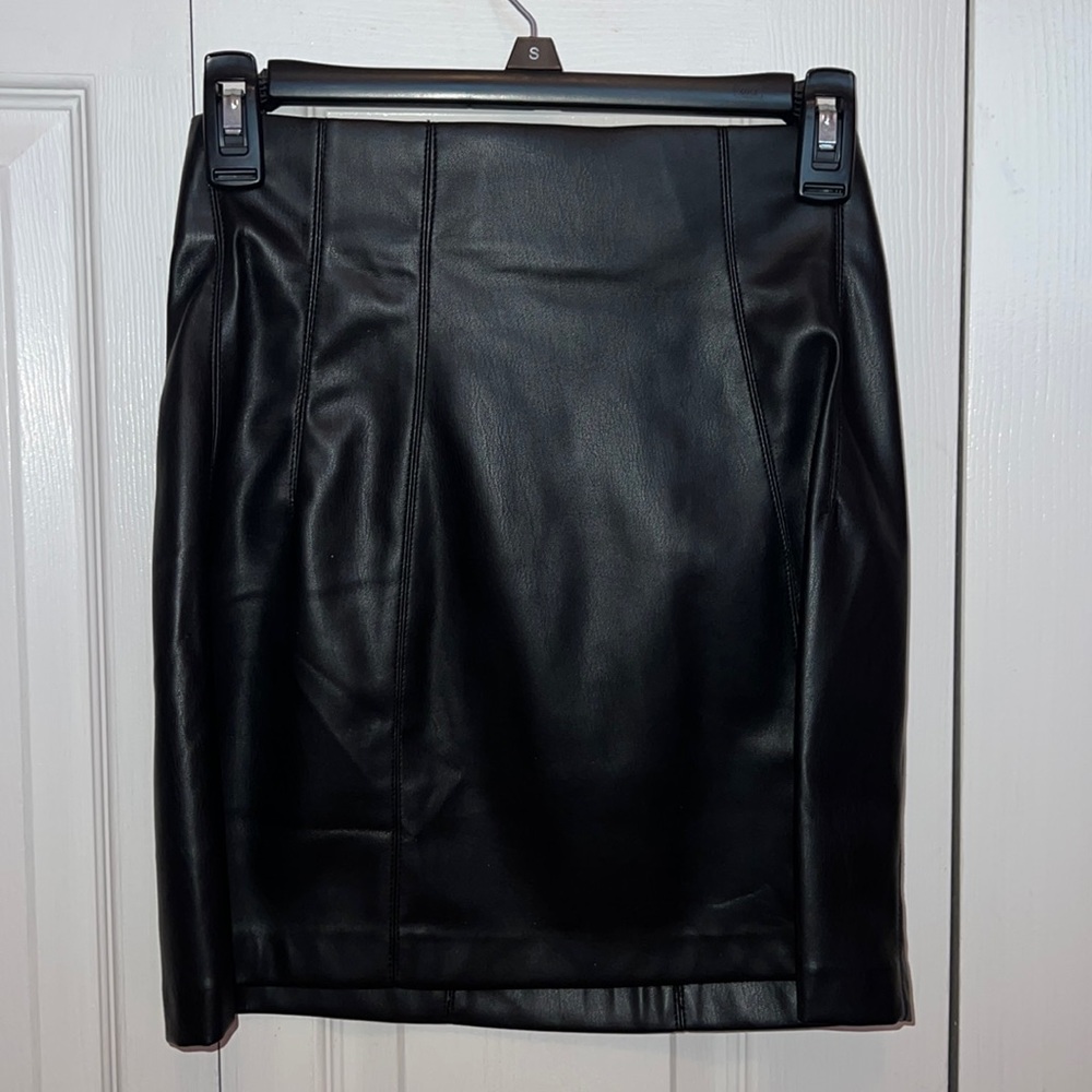 ZARA black short leather skirt